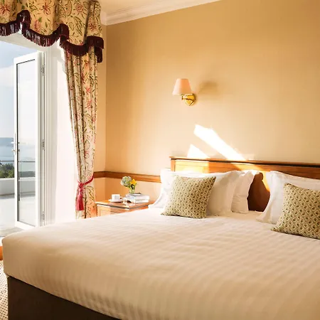 Cristina Hotel