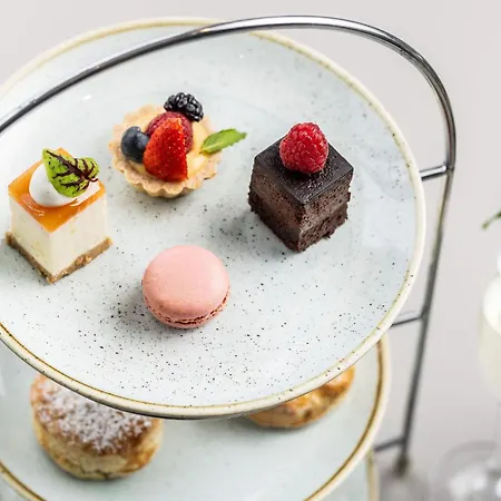 Cristina Otel St Lawrence