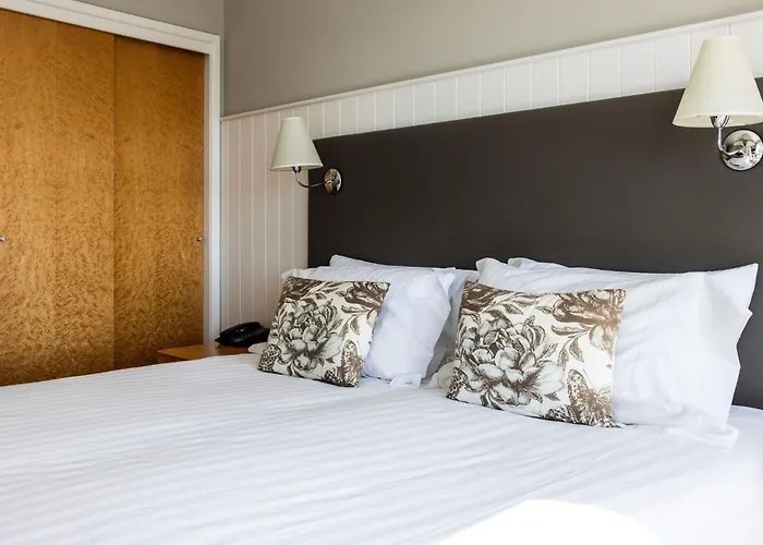 Cristina St Lawrence