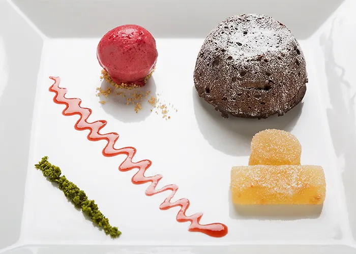 Cristina St Lawrence