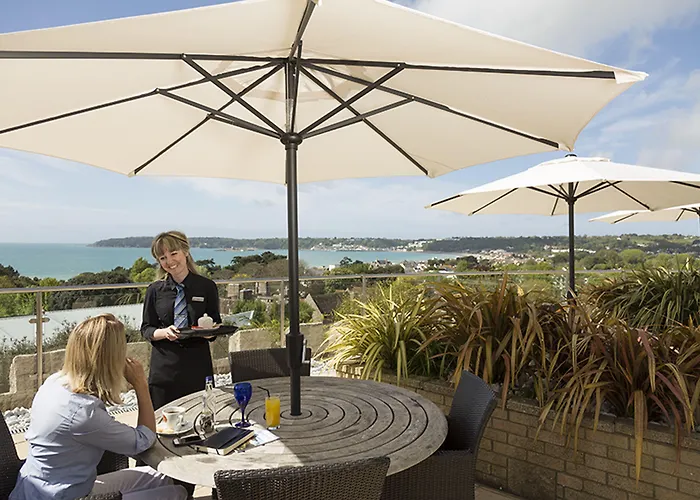 Cristina St Lawrence