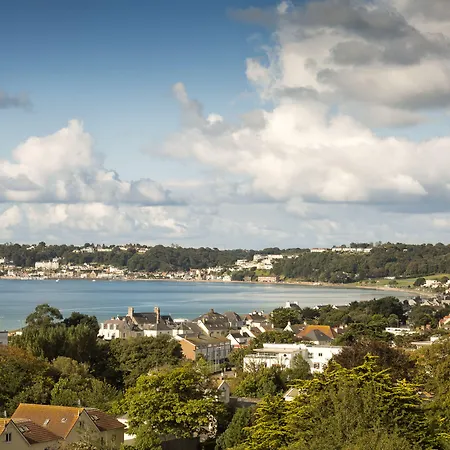 Cristina セント・ローレンス