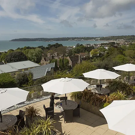 Cristina ホテル 4*