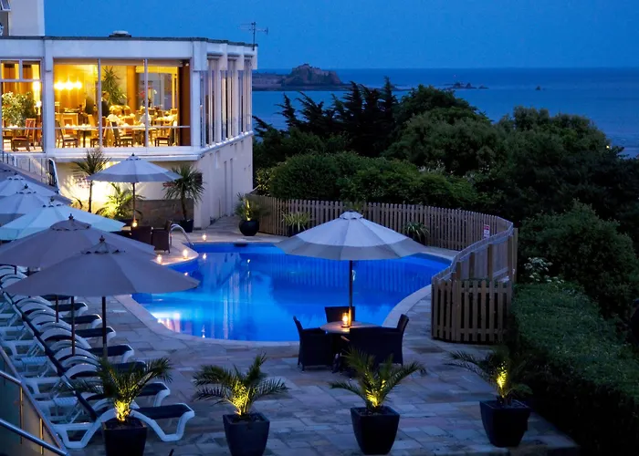 Cristina 4* St Lawrence